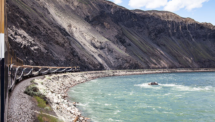 Luxury on Wheels: The World’s Most Iconic Train Journeys